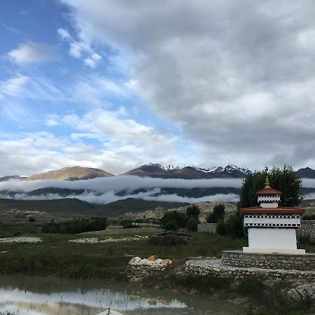 Nāmbo Royal Mustang Resort المظهر الخارجي الصورة